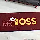 Bordo zeminli sarı logolu paspas P4932